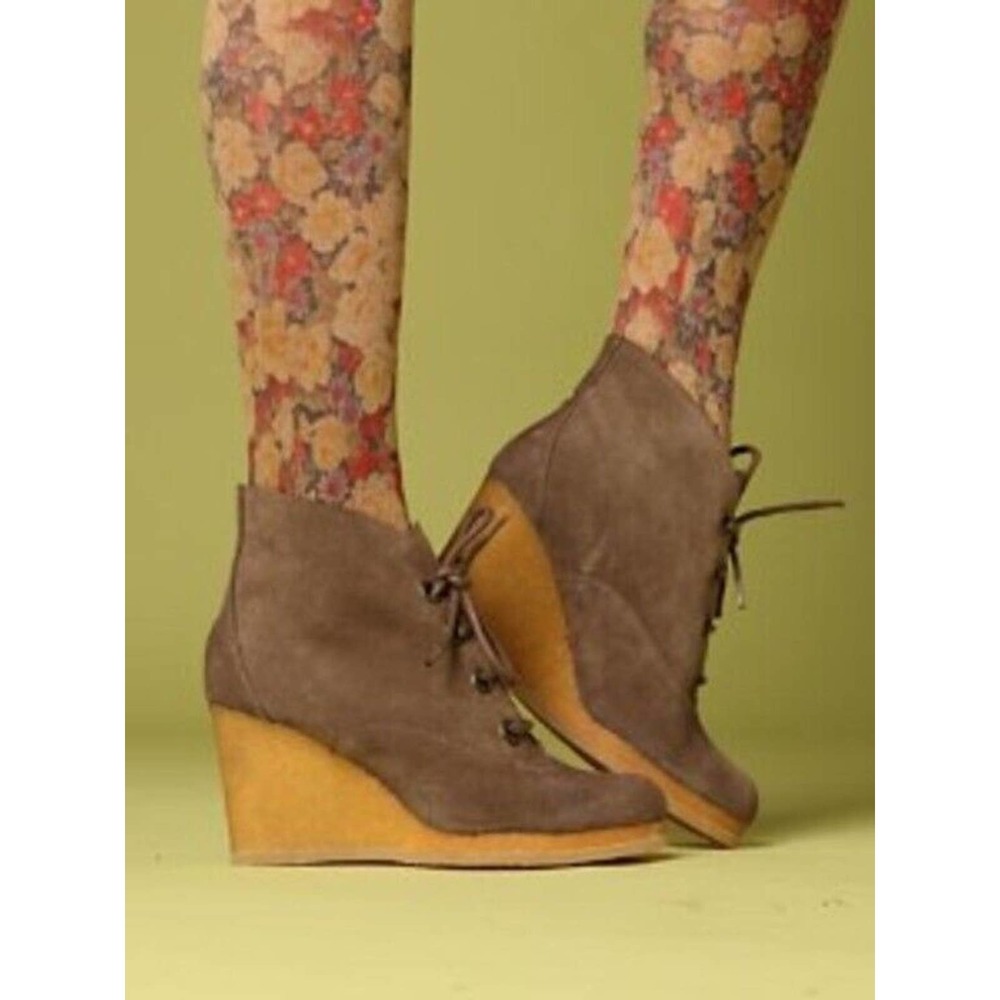 Grey Suede Lace Up Cordani Quinton Wedge Ankle Booties size 9